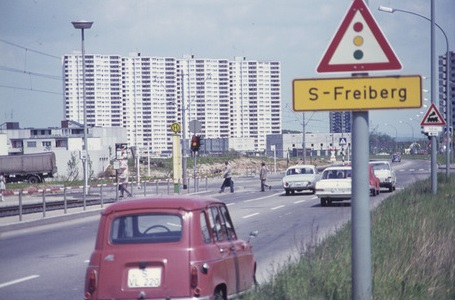 Stuttgart-Freiberg, Ortsschild (Bild: Helmut Beck)
