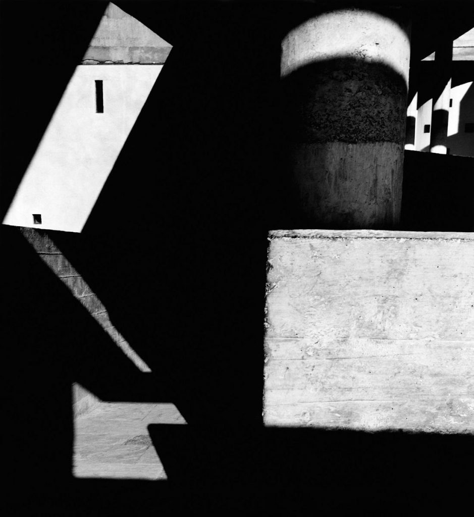Lucien Hervé, Oberstes Gericht, Chandigarh, Indien (Architekt: Le Corbusier), 1955 (Bild: © J. Paul Getty Trust, Los Angeles/Fondation Le Corbusier, Paris)