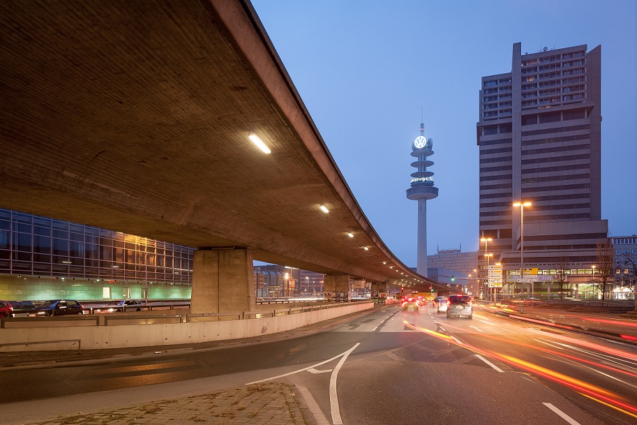 Hannover, Hochstrasse am Raschplatz als Teil des Innenstadtrings, 2014 (Bild: Christian Schröder, CC BY SA 3.0)