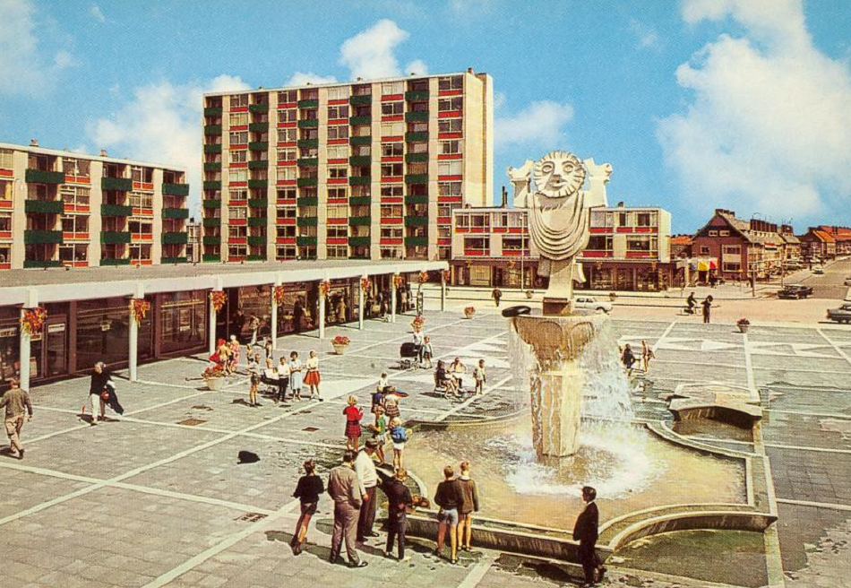 Noordwijk aan Zee, Vuurtorenplein (Bild: historische Postkarte, 1960er Jahre)