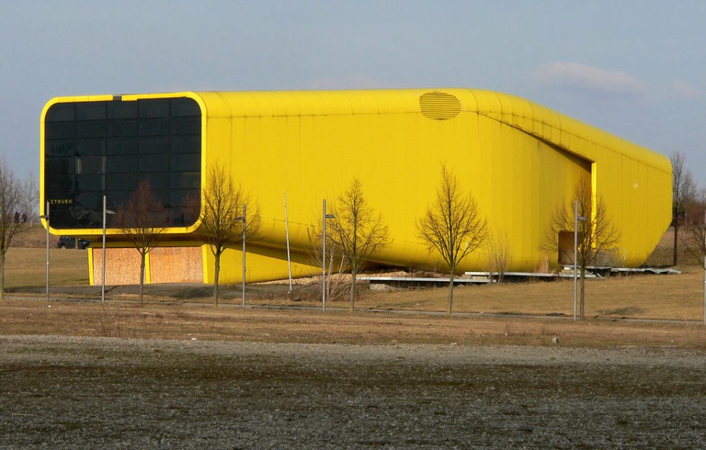 Hannover, Expo 2000, Litauischer Pavillon (Audrius Bucas/Gintaras Kuginys/Marina Buciene/Valdas Ozarinskas/Aida Ceponyte, 2000) (Bild: AxelHH, CC0 1.0, 2011)