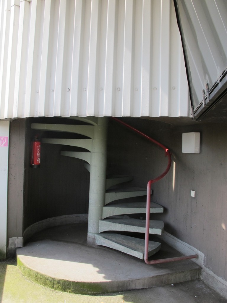 Offenbach, Gothaer-Haus, Feuertreppe (Bild: D. Bartetzko/J. Reinsberg)