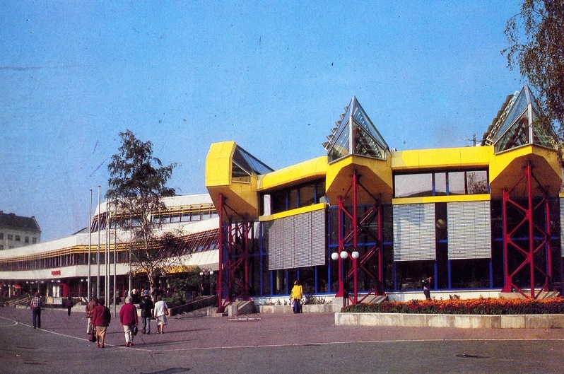 Berlin-Friedrichshain, Sport- und Erholungszentrum (Bildquelle: Hochtief-Nachhrichten 1982, 3, S. 47)