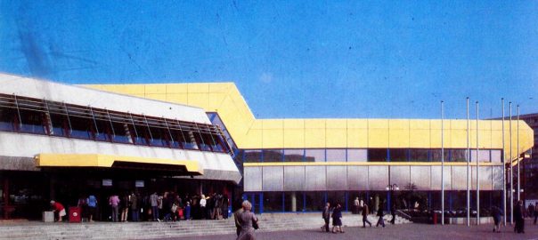 Berlin-Friedrichshain, Sport- und Erholungszentrum (Bildquelle: Hochtief-Nachhrichten 1982, 3, S. 49)