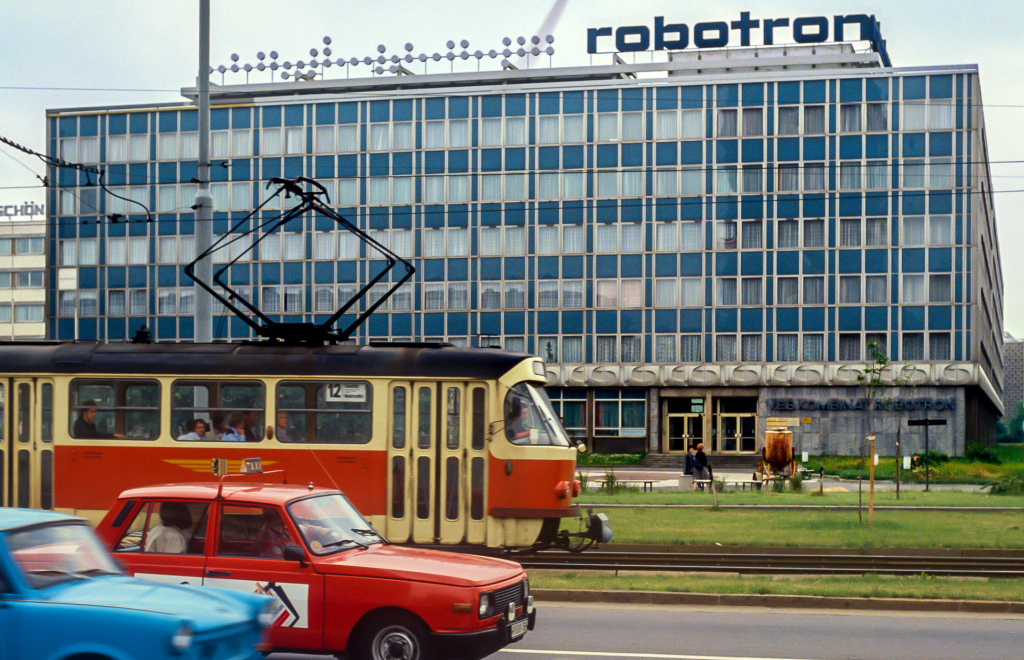 Dresden, VEB Kombinat Robotron 1990 (Bild: Ncarste, CC BY-SA 4.0)