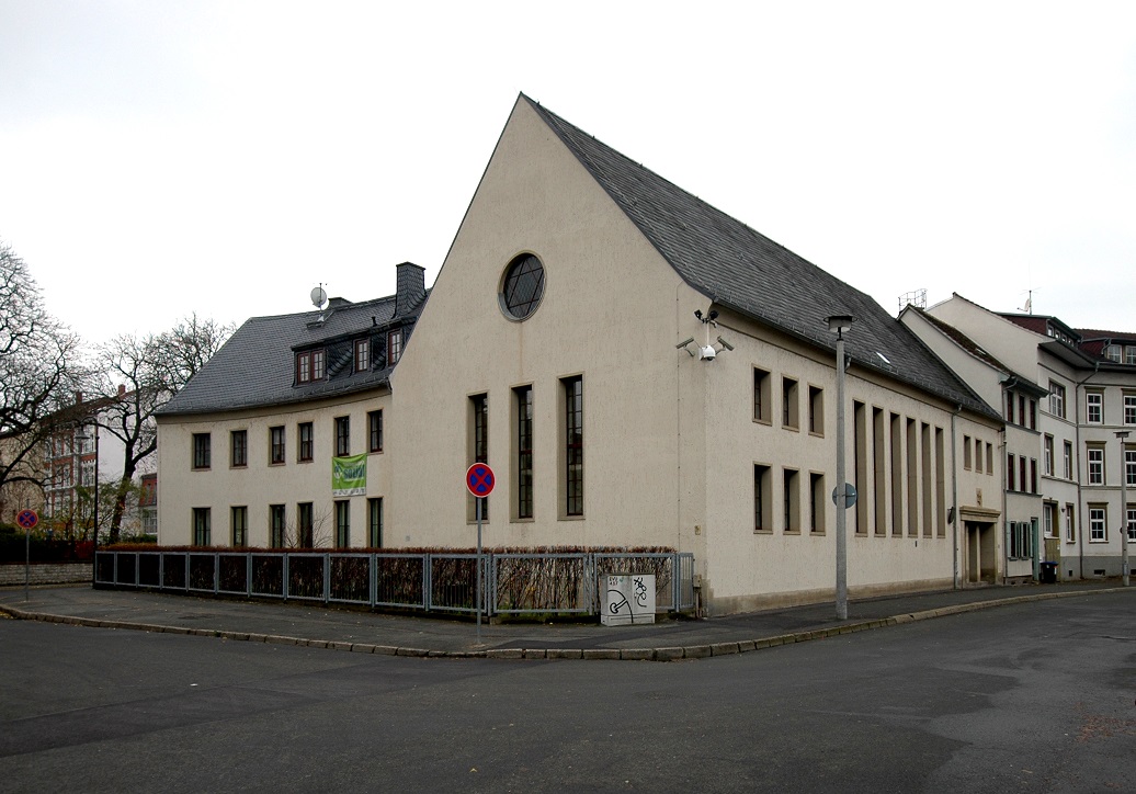 Erfurt, Neue Synagoge, Außenbau zur Kreuzung (Bild: U. Knufinke)