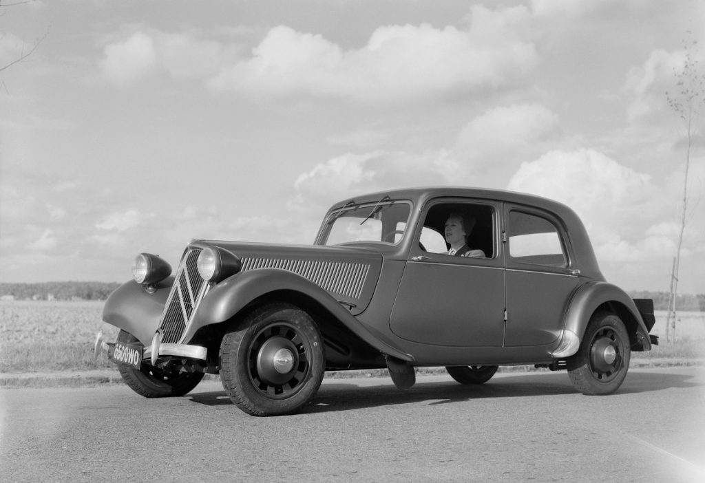 Flaminio Bertoni: der Citroën 11 CV aus dem Jahr 1934 (Bild: historisches Werksfoto)
