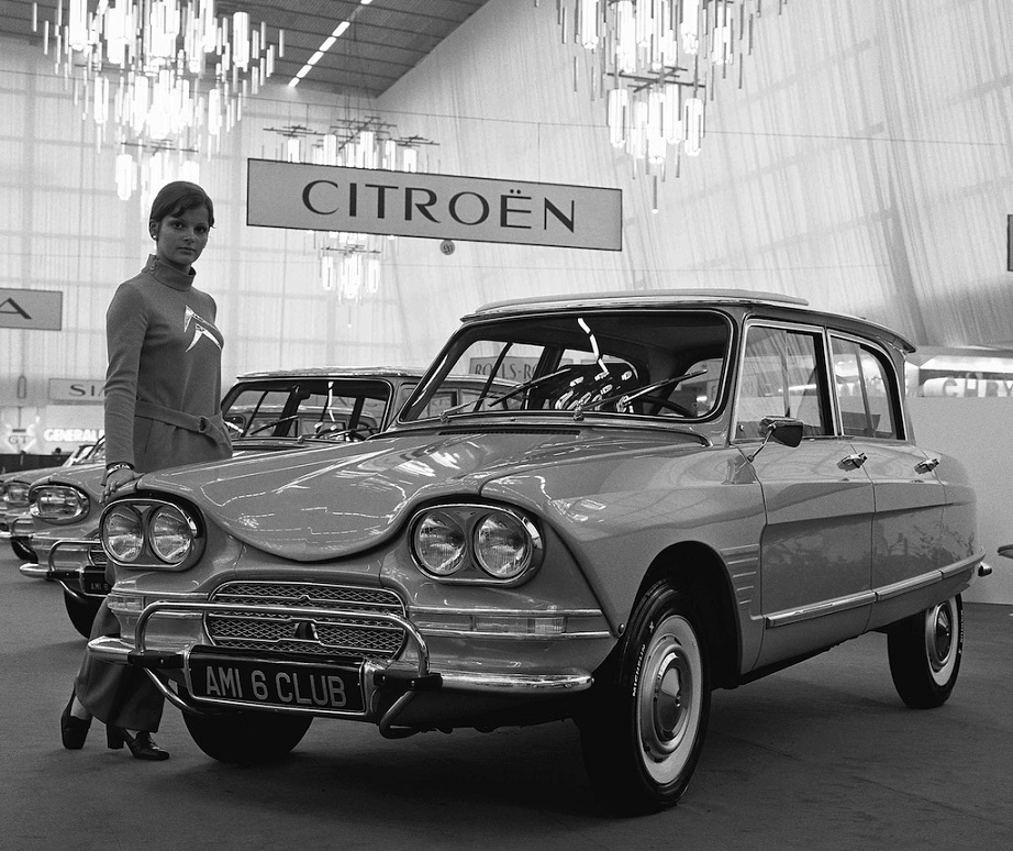 Flaminio Bertoni: der Citroën AMI 6 aus dem Jahr 1961 (Bild: historische Aufnahme)