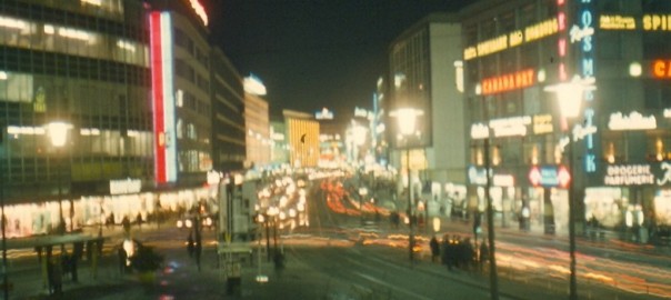 Frankfurt am Main, Zeil bei Nacht, 1970 (Bild: Dontworry, CC BY-SA 2.0. de)