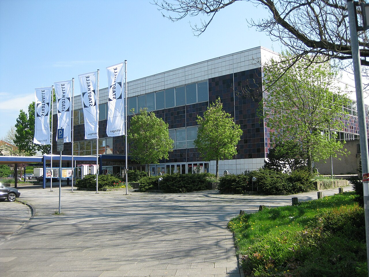 Göttingen, Stadthalle 2009 (Bild: Kresspahl, CC BY-SA 3.0)