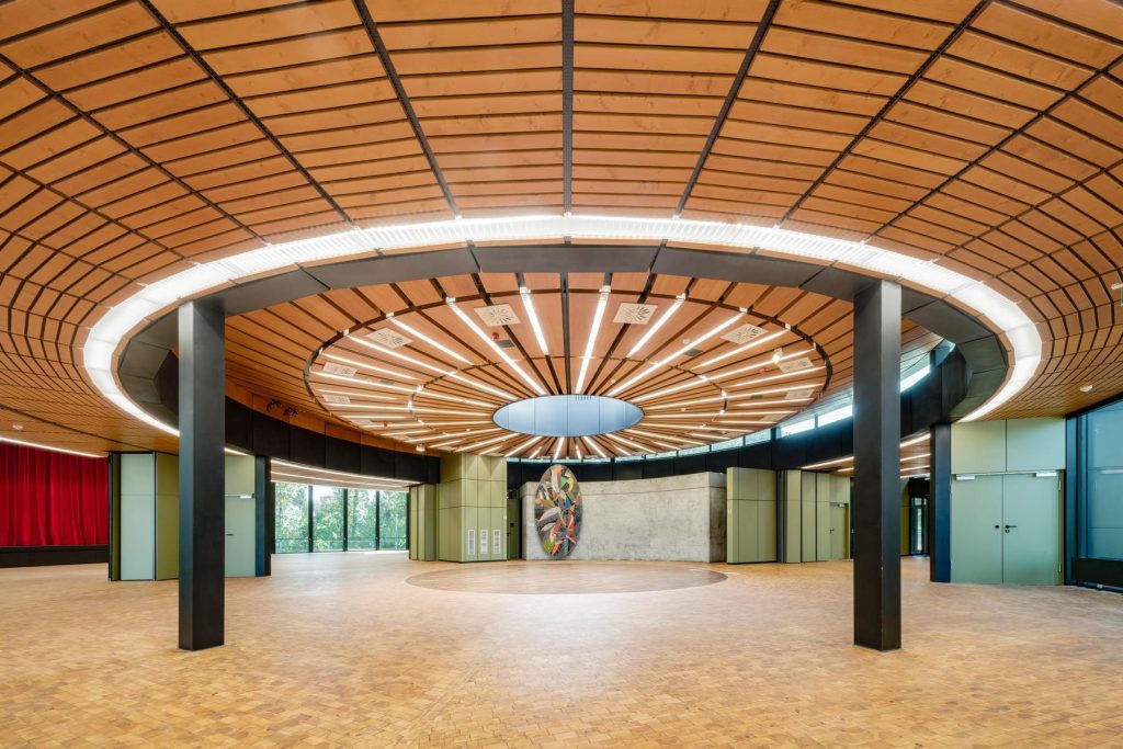 Hattersheim, Stadthalle Foyer und Rotunde (Bild: Thomas Ott)