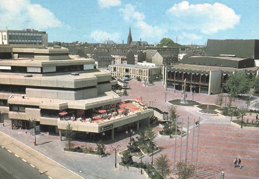 Krefeld, Seidenweberhaus (Bild: Postkarte, 1970er Jahre)