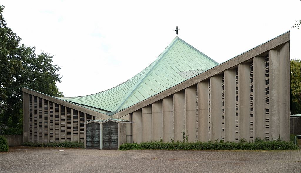 Krefeld, St. Pius X, (Bild: C. Steffen Schmitz (Carschten), via wikimedia commons, CC BY SA 3.0 DE oder Free Art License)