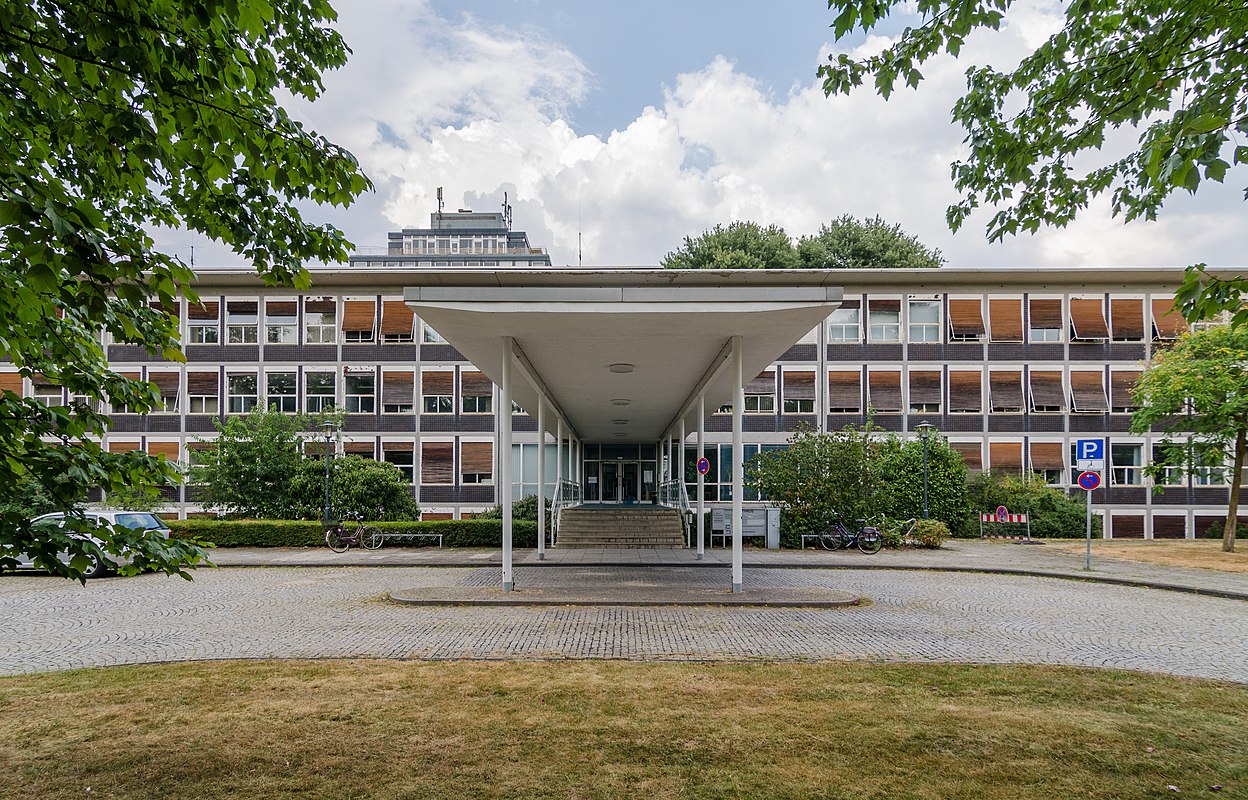 Krefeld, Stadthaus (Bild: Steffen Schmitz, CC BY-SA 4.0)