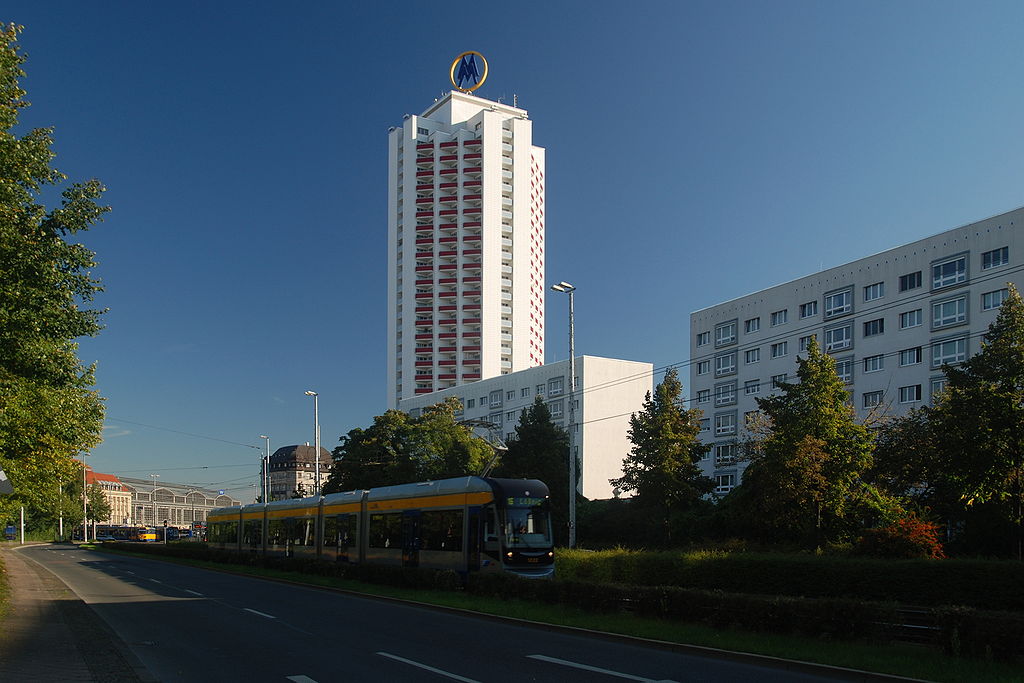Leipzig, Wintergartenhochhaus (Bild: Prolineserver, CC BY-SA 3.0)
