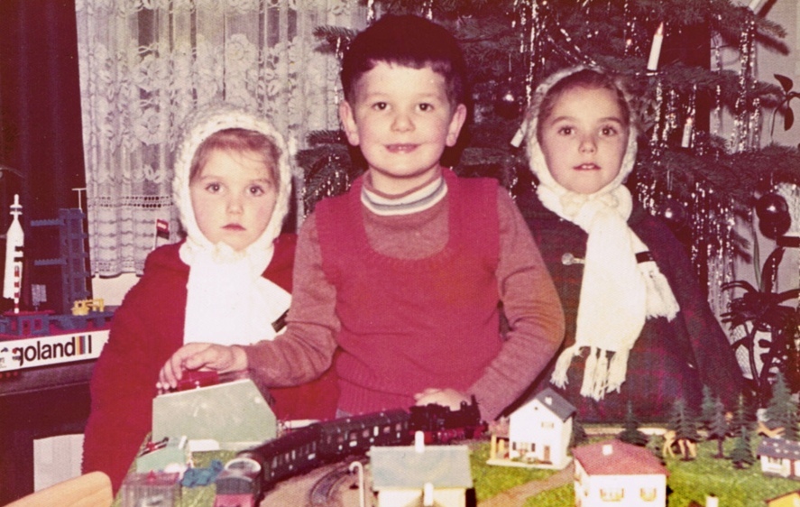 Mario Lorenz Weihnachten 1974 am Trafo (Foto: privat)