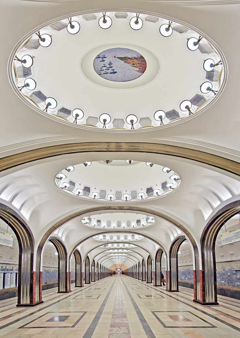 Moskau, Metrostation Majakovskaja (Bild: Andrey Kryuchenko, CC BY SA 3.0)