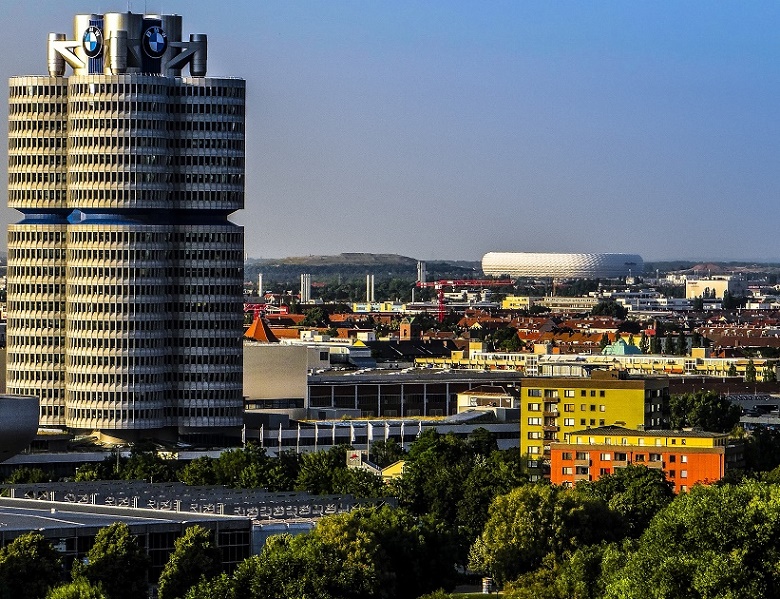 München, BMW-Turm (Bild: Heribert Pohl, CC BY SA 2.0)