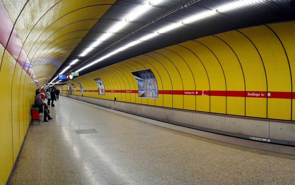 München, U-Bahnhof Sendlinger Tor, eröffnet 1971 (Bild: FloSch, CC BY-SA 3.0, 2006)
