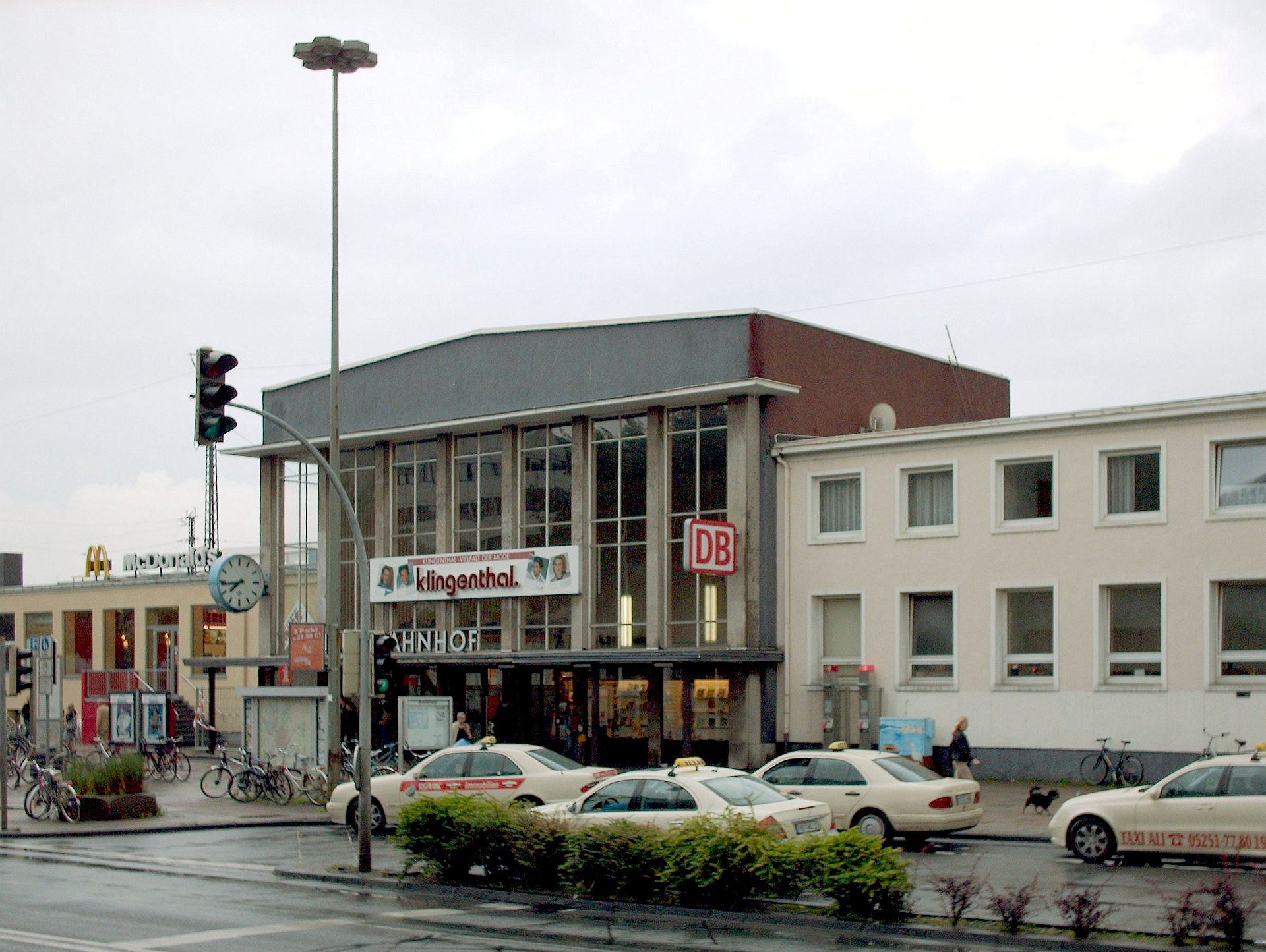 Paderborn, Hauptbahnhof (Bild: Stefan Flöper, CC BY-SA 4.0)