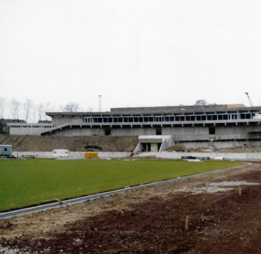 Bonn, Sportpark Nord, das Sporthallenzentrum als Rohbau (Bild: Archiv Bonner SC)