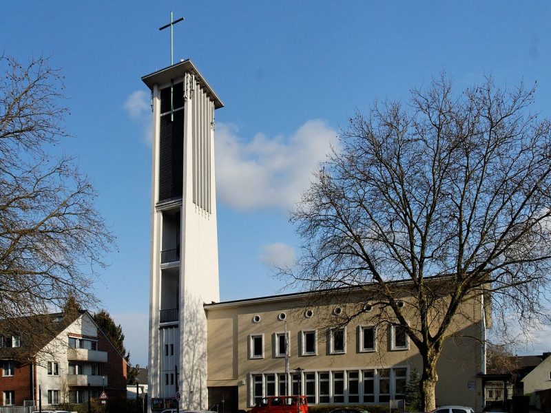 Düsseldorf-Lierenfeld, Lukaskirche
