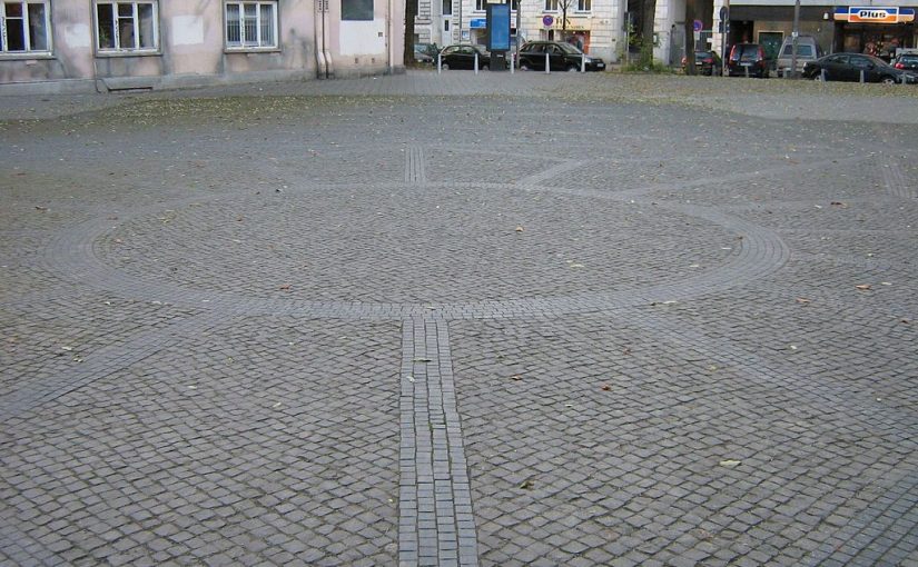 Hamburg, Monument zur Erinnerung an die Bornplatzsynagoge (Bild: Catrin Pieri, CC BY 3.0 oder GFDL, 2007)