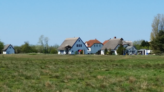 Neuendorf auf Hiddensee, Gemeindehaus