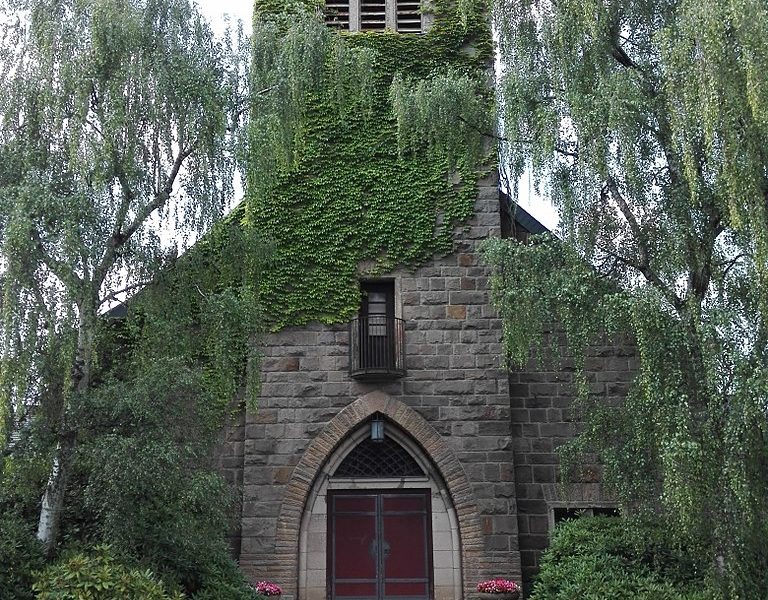 Wuppertal-Heckinghausen, Auferstehungskirche